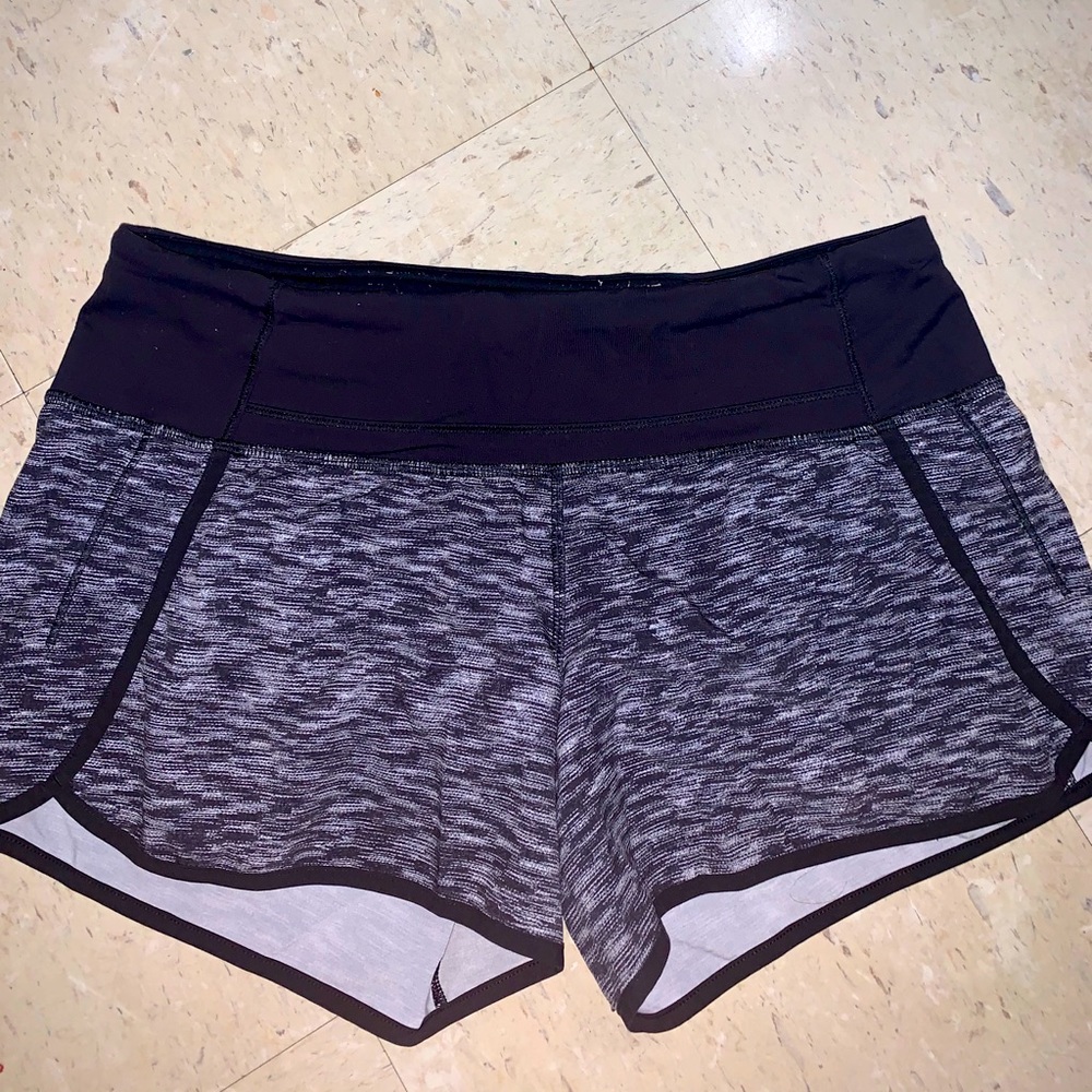 Lulu lemon speed up shorts